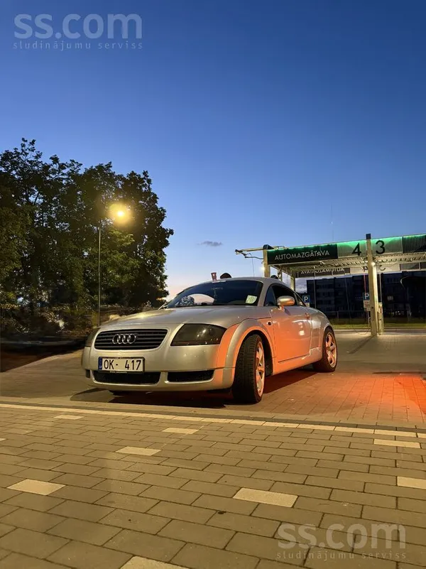 Audi Audi TT 2001 1.8Turbo Ar nedaudz uzlabotu audio si