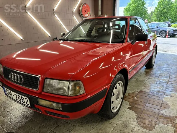 Audi Pārdodu 1992. gada Audi 80. Tas ir ideālā stāvoklī