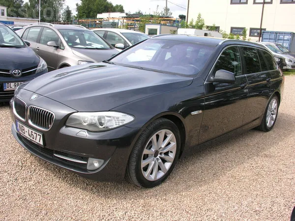BMW 2.0d 135kw. automats labā tehniskā un vizuālā stāv