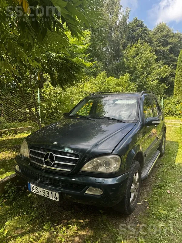 Mercedes Продам хороший Мерседес Ml400 в 163 кузове. 