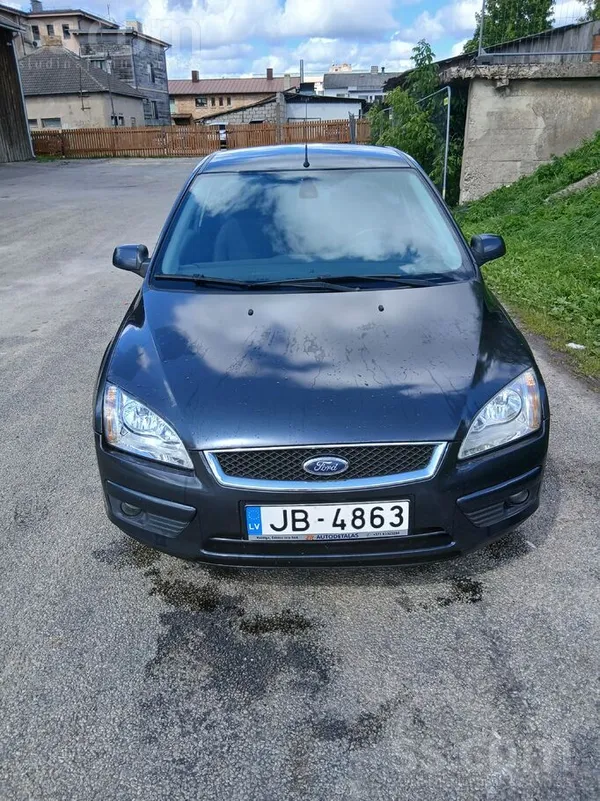 Ford Auto ļoti ekonomisks , dinamisks , liekas skaņas n