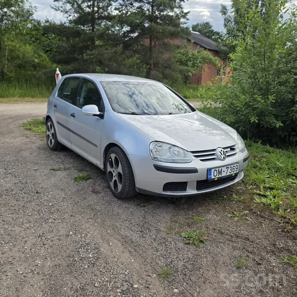 Volkswagen Pārdod Golfu. Braucams, skate julija vidus. Tiko n