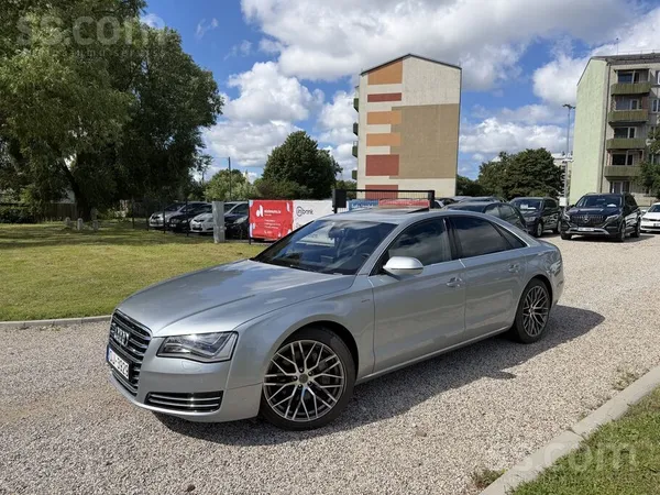 Audi A8 Hybrid 2013.g. ar 2.0 Tfsi benzīna / hibrīda dzinēju 245 ZS / 180 kW