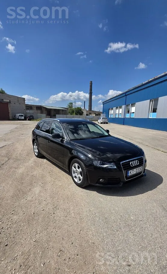 Audi Ipašnieks pārdod auto labā vizuālā un tehniskā stā