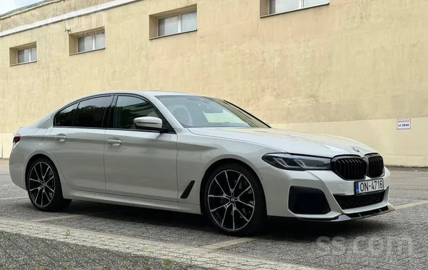 BMW BMW 520i M-Sport Pro (Lci) / Laser / Head-Up / R20