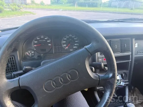 Audi Продаю Ауди 80. Для техосмотра осталось перебрать 
