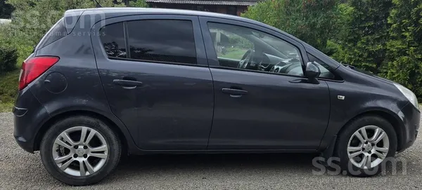 Opel Pārdodu Opel Corsa. Mašīna ir normālā stāvoklī, vi