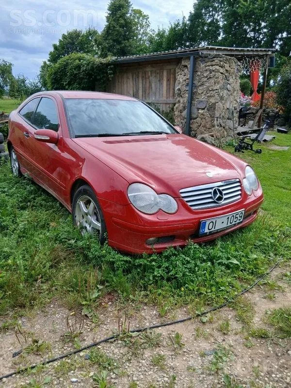 Mercedes Pārdodu Mercedes-Benz 1.8 Kompressor Automātu