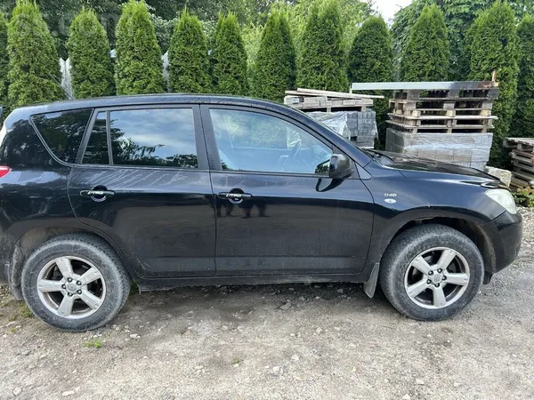 Nissan Pardod remontejamu Nissan patrol