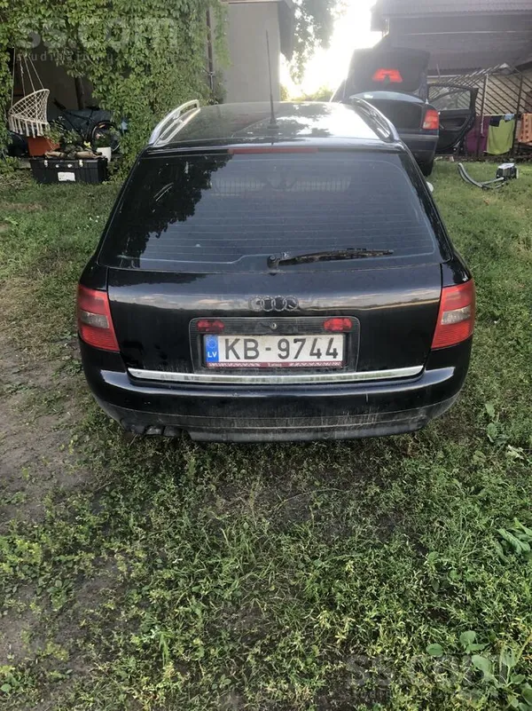 Audi Tirgojas labaisAudi A6 C5 ar 2.5 V6 dīzeļa motoru,