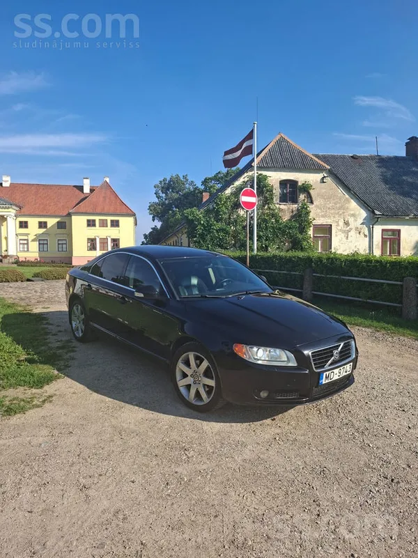 Volvo Pārdodās lielisks Volvo S80. Auto Latvijā ir no 20