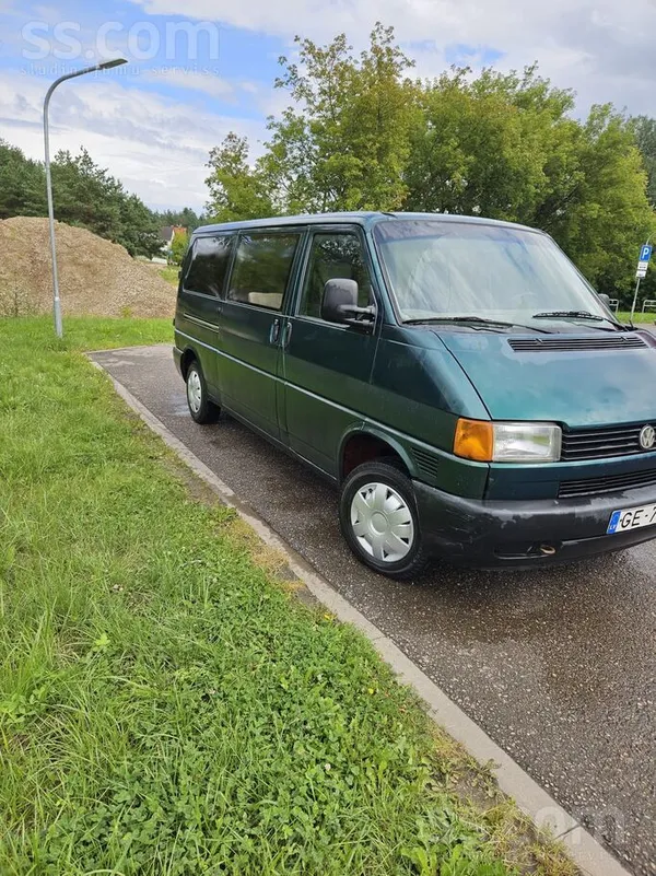 Продается Volkswagen Transporter T4. Автомобиль в рабочем техническом состоя