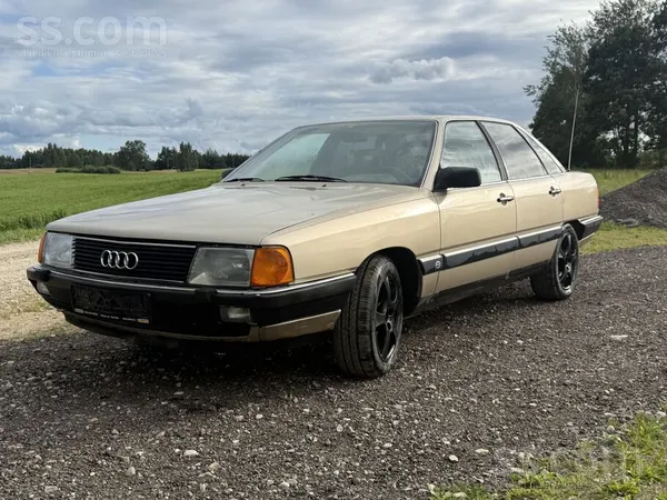 Pārdod Audi 100 , 1986 gada 1 Janvāra. Noņemta no uzskaites. Sešu cilindru d