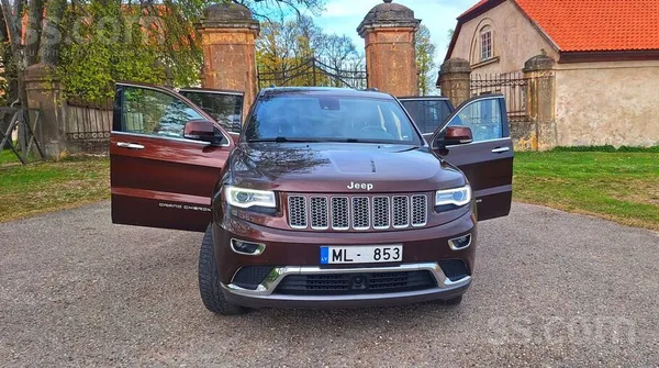 Jeep Pārdod koptu un labi uzturētu auto. ...