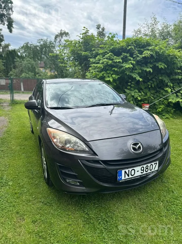 Mazda Pārdodu Mazda3 ar tikko izietu TA uz gadu. Jauns a