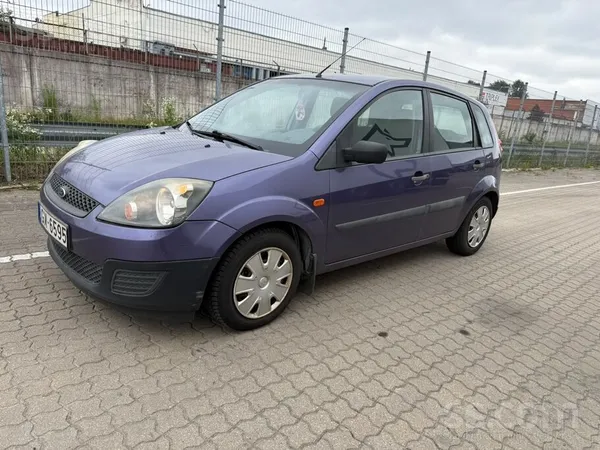 Pārdodu Ford Fiesta, 1, 3 benzīns, tikko izieta tehniskā apskate, viss satai