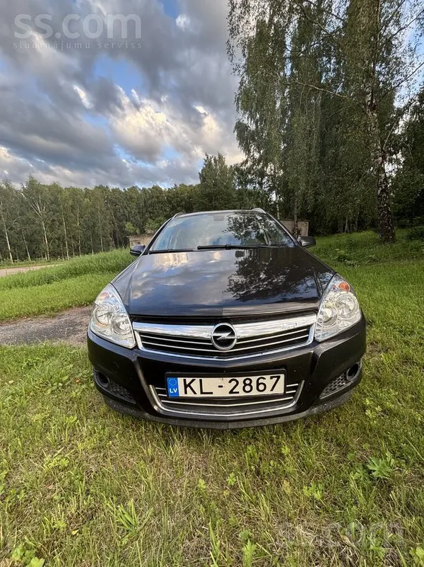 Opel Pārdodu Opel astra unversalis 1.9d ar manuālo kārb