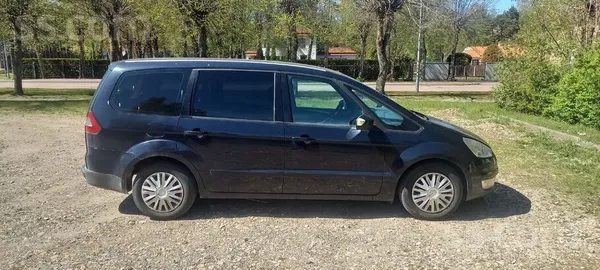 Ford Ford Galaxy ar 2.0 litru dīzeļdzinēju un automātis