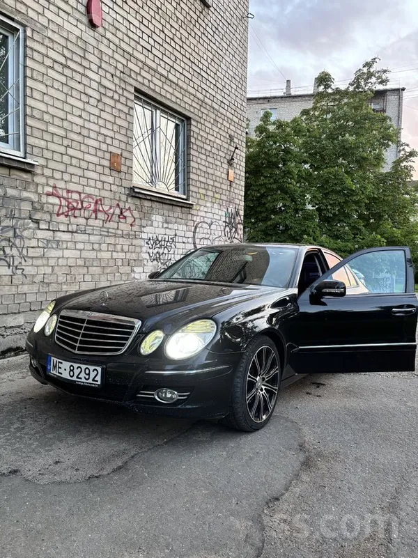 Mercedes Pārdodu.