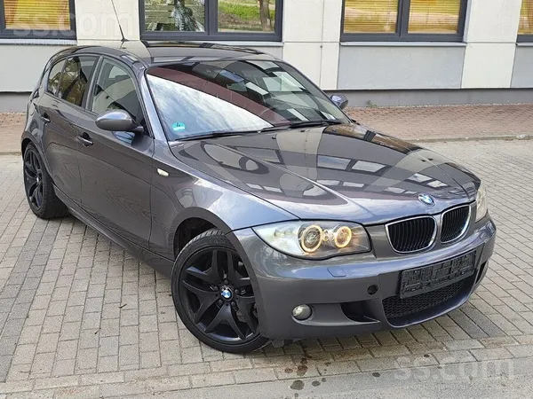 BMW Pārdod BMW 120 Facelift M oriģinālā pakotnē. Motor