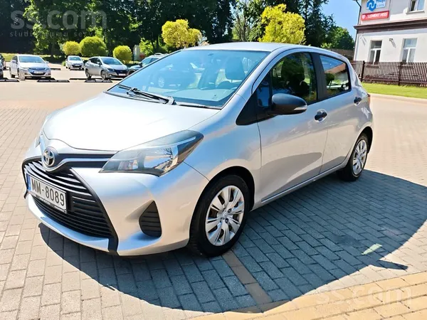 Toyota Yaris - 1
