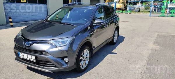 Продается Toyota Rav4 Hybrid 2.5 (гибрид) в отличном визуальном и техническо