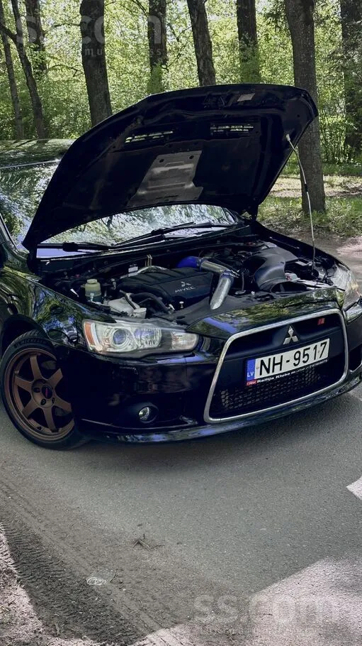 Mitsubishi Mitsubishi Ralliart ar 2.0t ar pilnpiedziņu. 