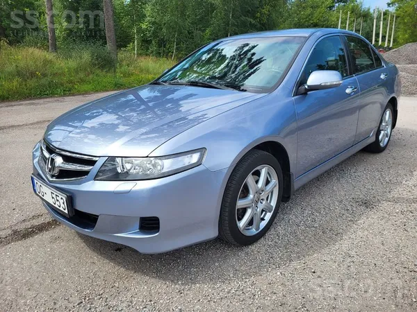Honda Pārdod Honda Accord 2.0 Benzīns Automāts. Jauna TA