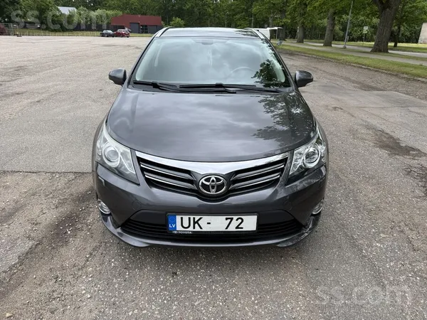 Toyota Pārdodu labi uzturētu automašīnu. Iegādāta Latvijā