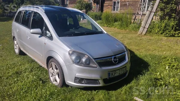 Opel Teicamā stāvoklī; ir kosmētiski defekti un rūsa, b