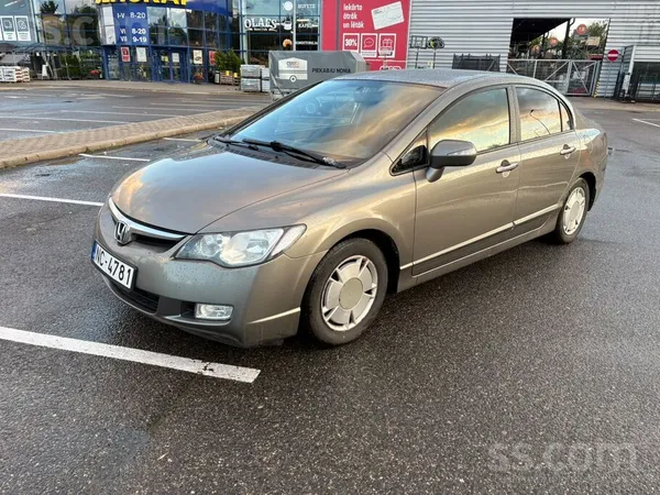 Honda Pārdodu stilīgu Honda Civic, 1.4, Benzins/hybrid 5