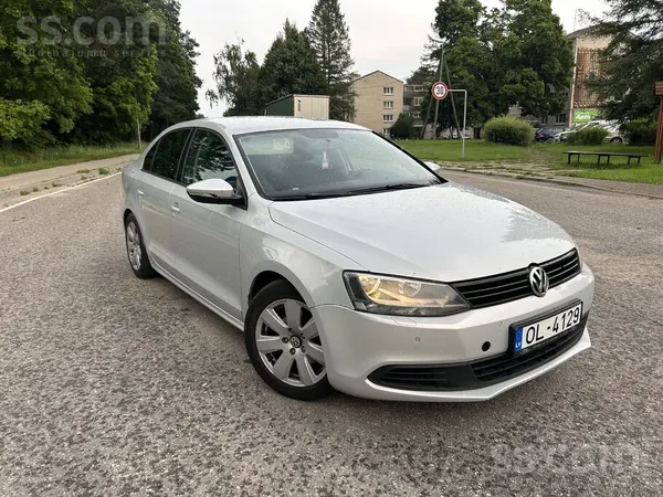 Volkswagen Pardodu VW Jetta mk6