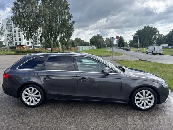 Audi Sakarā ar jauna auto iegādi pardodu Audi A4 Tdi, 1