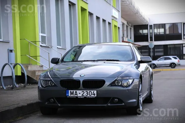 4.4i/245kW, automāts. 

-Klimata kontrole. 
-Riepu spiediena kontrole.