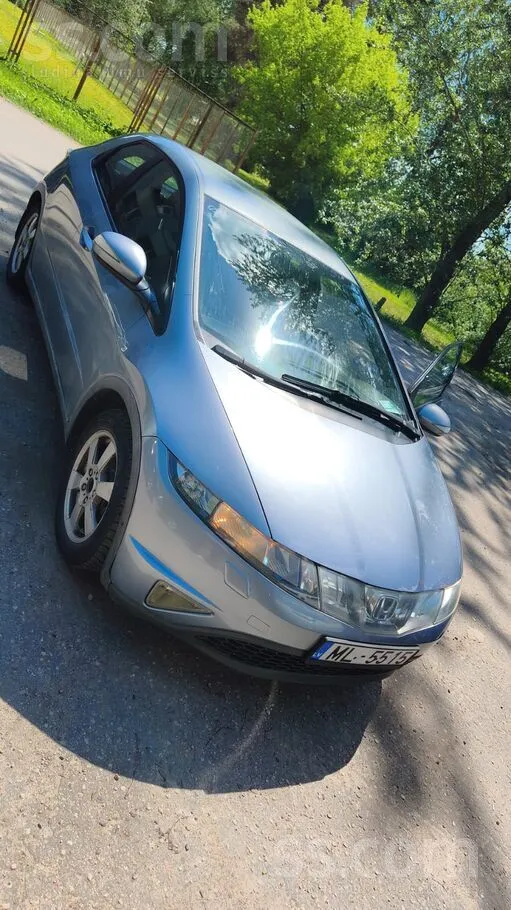 Honda Tiek pārdota 2008. gada Honda Civic ar uzticamu 1.