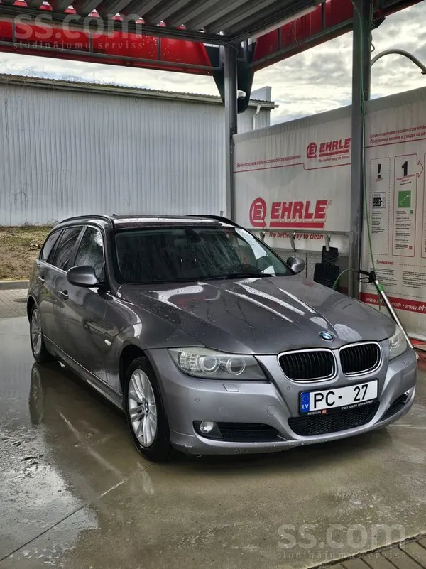 BMW 2010.gada ar 2.0 dīzeļdzineju un mehānisko ātrumkārbu. 

Piemērots gan