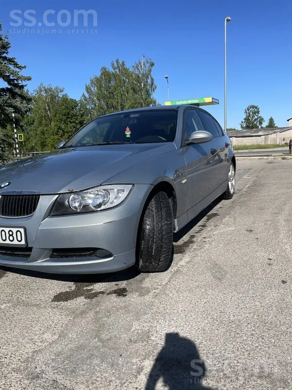 BMW Labs auto sēdies un brauc viss strādā un tehniski 