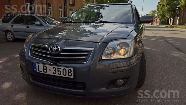 Toyota Toyota 2.0 85kw, d4d. Машина в хорошем состоянии, 