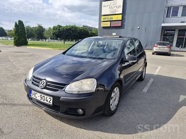 Volkswagen Продается Volkswagen Golf V, 2008 г. 1.6