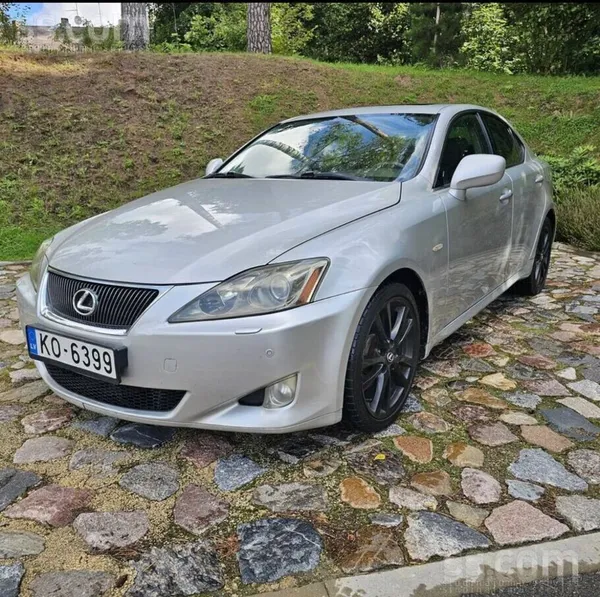 Lexus Tikko izieta svaiga TA 15.07.27 Sedied brauc . Cen