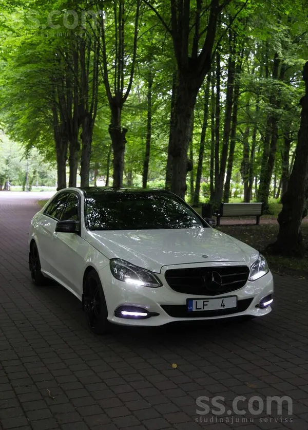 Mercedes Pārdodas Mercedes Benz E200 Cdi