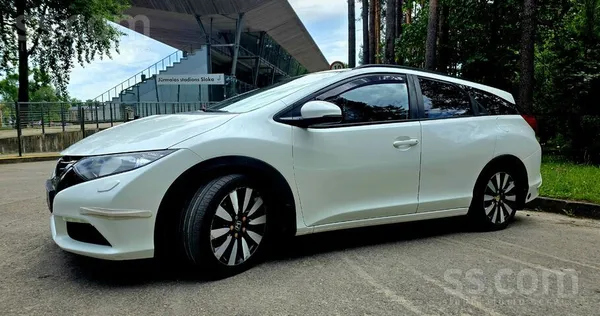 Honda Pardodu, labu uztureto auto, 1.8 benzins-gaze. Maš