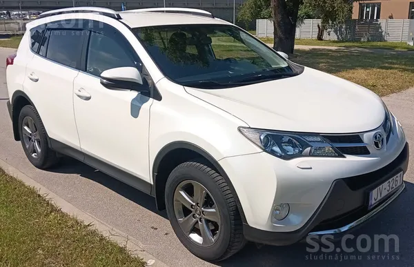 Toyota Pārdodam ļoti koptu un labi uzturētu Toyota Rav4 a