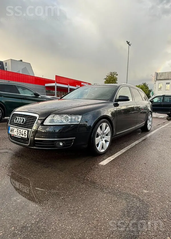 Audi Brīvdienu cena, kamēr pieejams cits noskatītais au