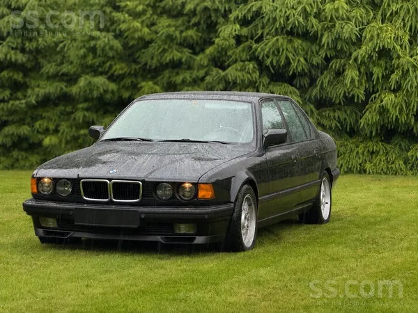 BMW Pārdodu ļoti bagātīgi aprīkotu BMW e32 1993 gada. 