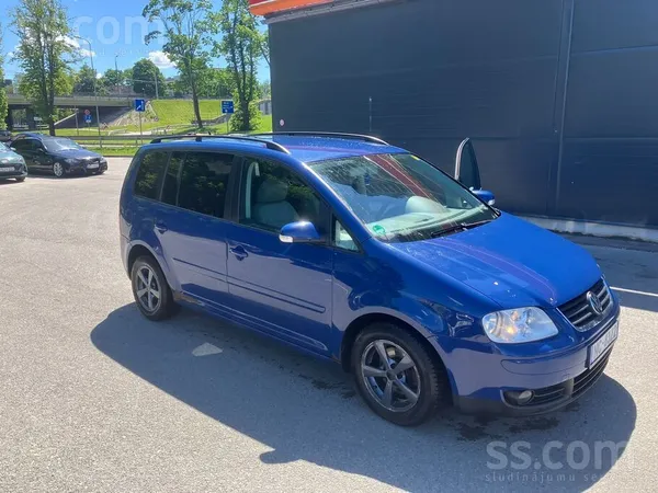 Volkswagen VW Touran 2005 for sale. Great family car. We have
