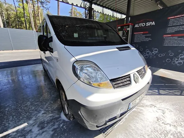 Renault Pārdod labu bussu. 
