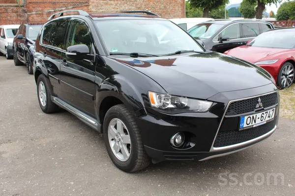 Mitsubishi Outlander
