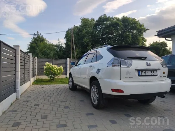 Ārdodu Lexus Rx400H restails, President pakets. Auto ir labā vizuālā un tehn