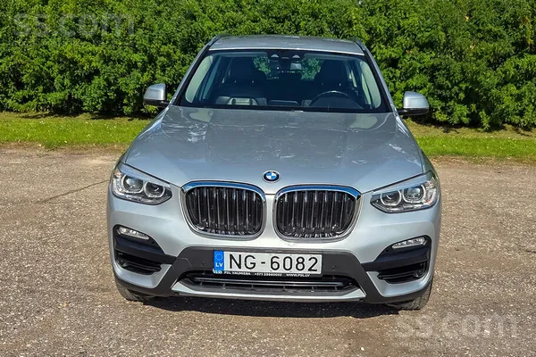 BMW BMW X3 3.0D 195kW (265Zs) ādas salons. 